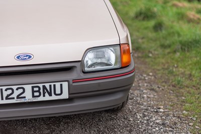 Lot 11 - 1988 Ford Escort 1.6 GL Estate