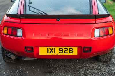 Lot 13 - 1987 Porsche 928 S