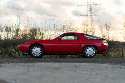 Lot 13 - 1987 Porsche 928 S