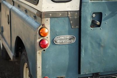 Lot 86 - 1974 Land Rover Series III