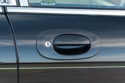 Lot 100 - 2001 Jaguar XJ8