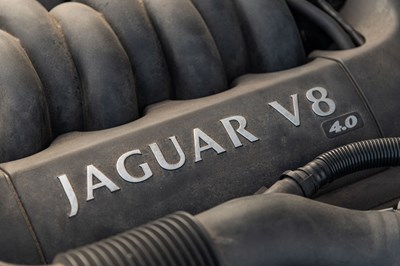 Lot 100 - 2001 Jaguar XJ8