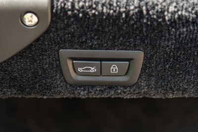Lot 54 - 2018 Rolls-Royce Wraith Black Badge Adamas Collection