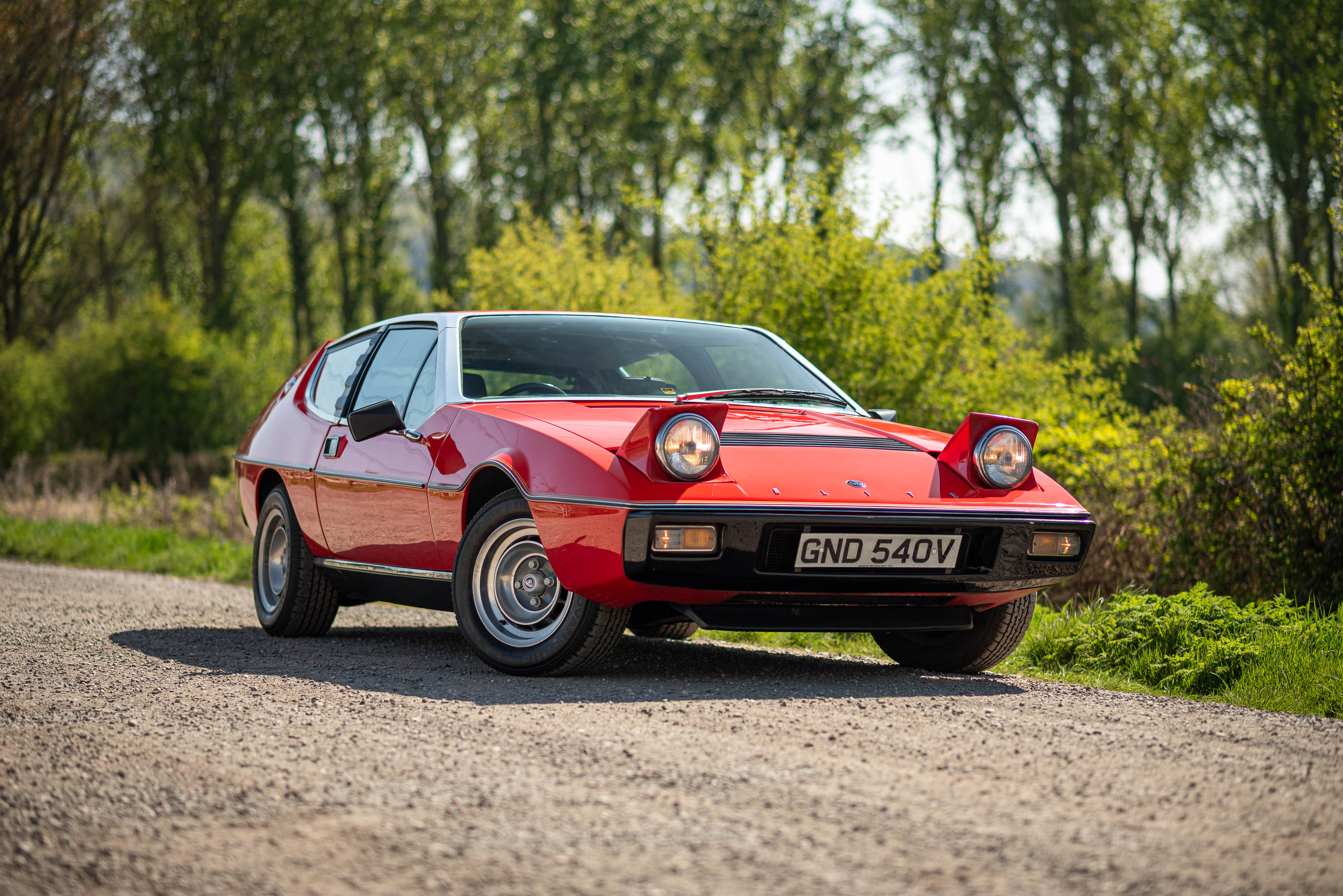 Lotus in Hand #04 2個 Lot 13 - 1979 Lotus Elite 504