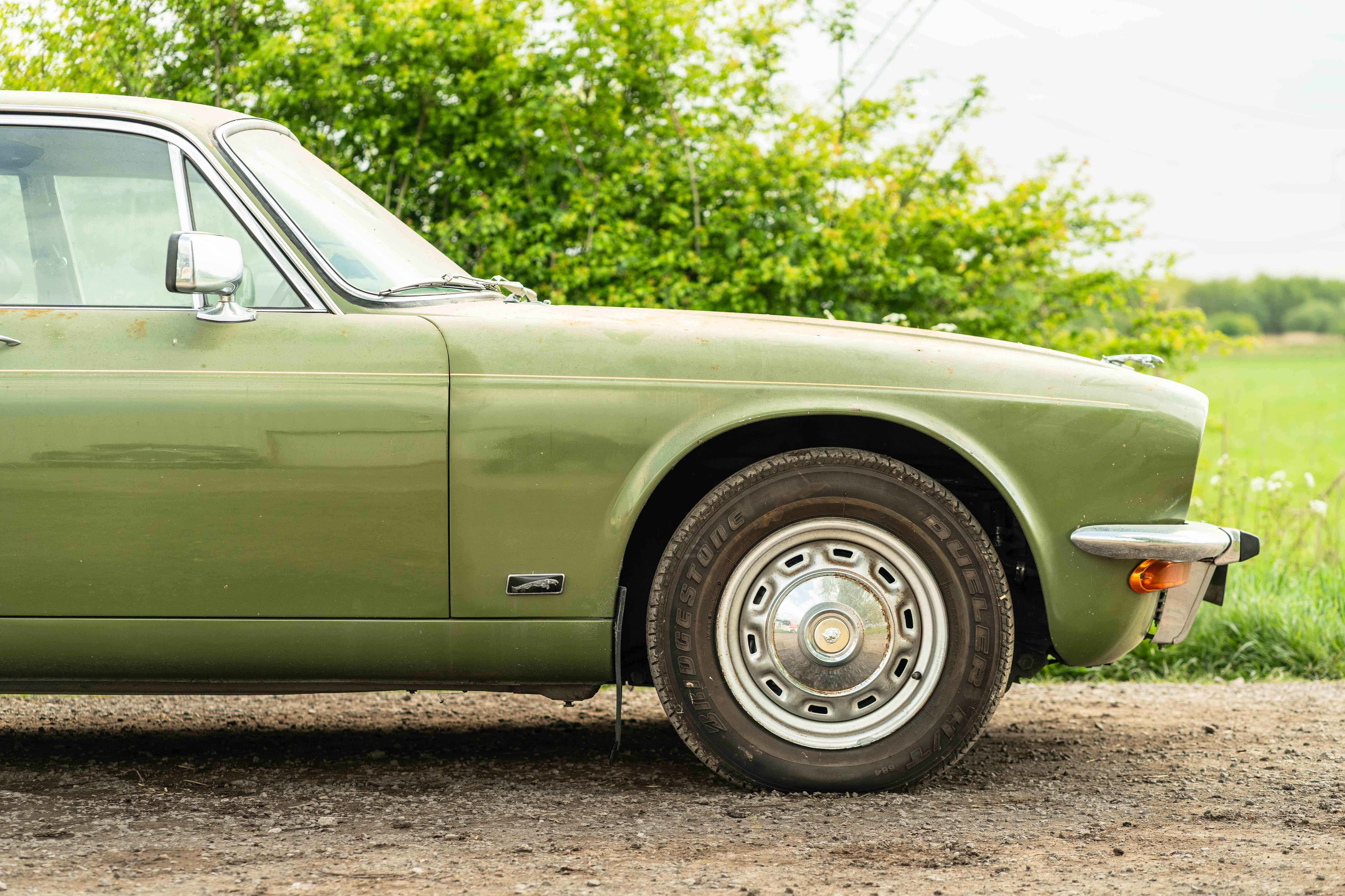 Lot 71 - 1976 Jaguar XJ6 4.2 Litre