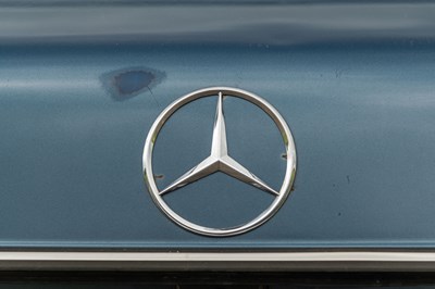 Lot 82 - 1983 Mercedes 280CE