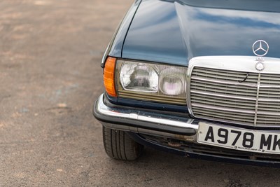 Lot 82 - 1983 Mercedes 280CE