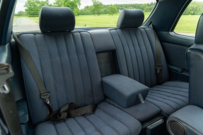 Lot 82 - 1983 Mercedes 280CE