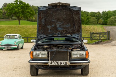Lot 82 - 1983 Mercedes 280CE