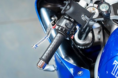 Lot 17 - 2001 Triumph Daytona