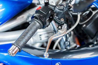 Lot 17 - 2001 Triumph Daytona