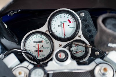Lot 17 - 2001 Triumph Daytona