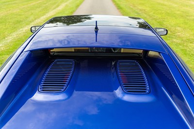 Lot 81 - 1998 Lotus Espirit V8 Turbo SE