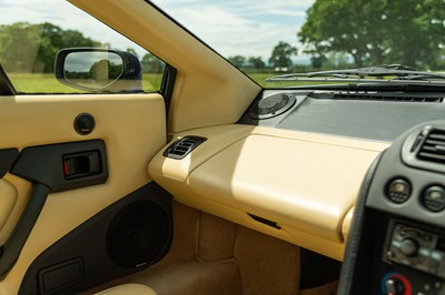 Lot 81 - 1998 Lotus Espirit V8 Turbo SE