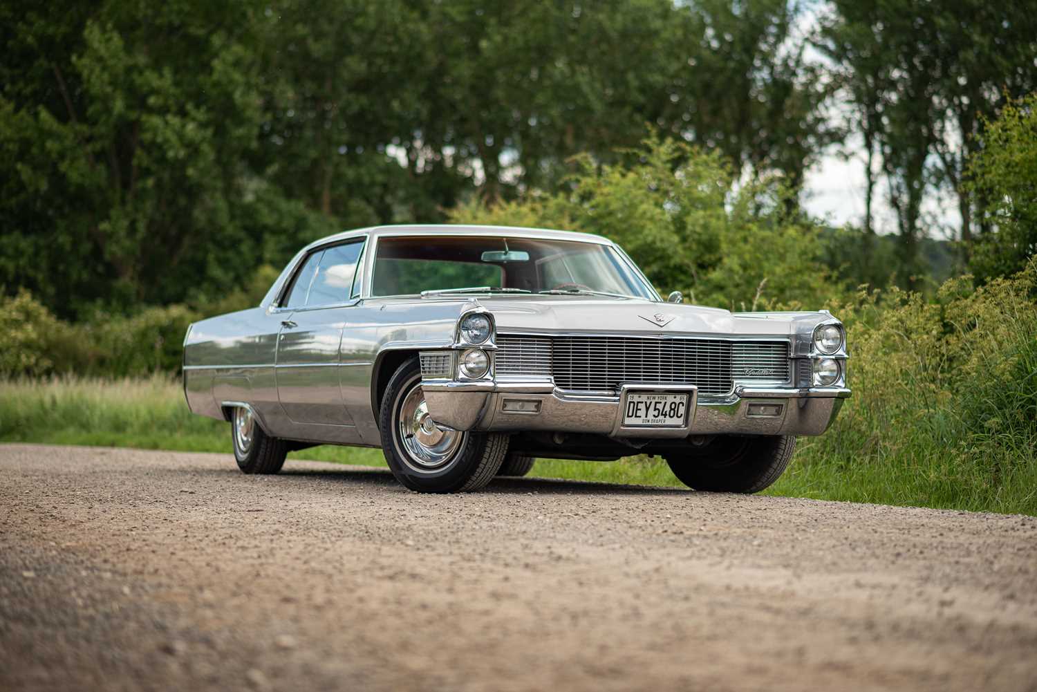 Lot 1965 Cadillac Coupe Deville