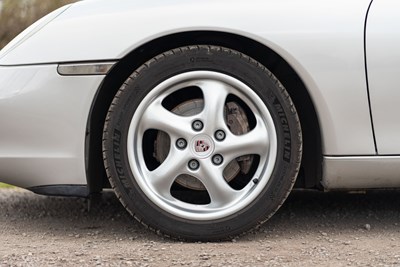 Lot 2001 Porsche Boxster