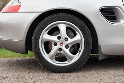 Lot 2001 Porsche Boxster