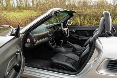 Lot 2001 Porsche Boxster