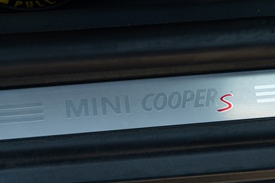 Lot 2 - 2005 Mini Cooper S R53