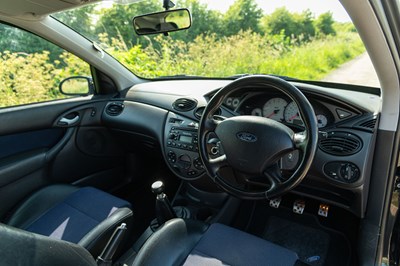 Lot 2004 Ford Focus ST