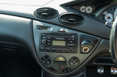 Lot 2004 Ford Focus ST