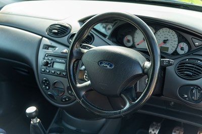 Lot 2004 Ford Focus ST