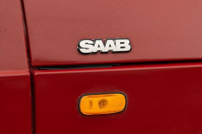 Lot 1989 Saab 900i