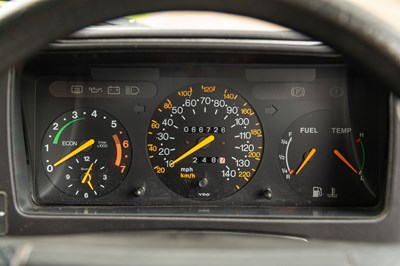 Lot 1989 Saab 900i