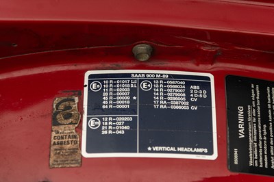 Lot 1989 Saab 900i