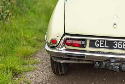 Lot 1972 Citroen DS Special