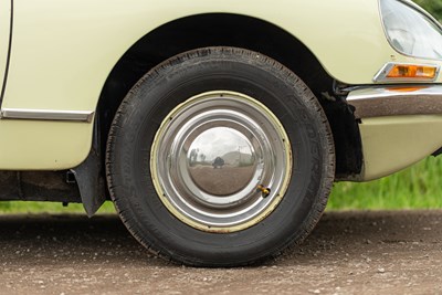 Lot 1972 Citroen DS Special
