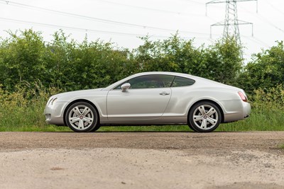 Lot 2004 Bentley Continental GT