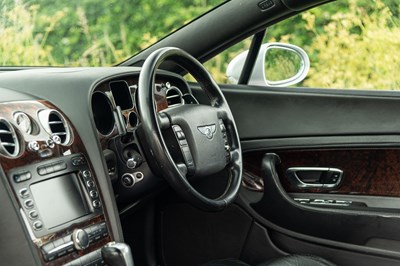 Lot 2004 Bentley Continental GT