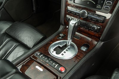 Lot 2004 Bentley Continental GT