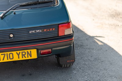 Lot 1994 Peugeot 205 GTI 1.9