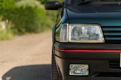 Lot 1994 Peugeot 205 GTI 1.9