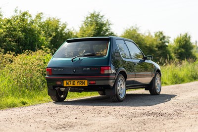 Lot 1994 Peugeot 205 GTI 1.9