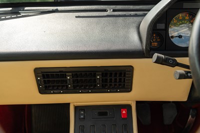 Lot 1993 Ferrari Mondial T