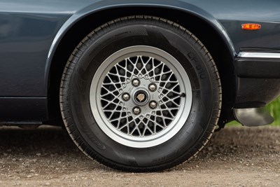 Lot 19 - 1990 Jaguar XJS 5.3 HE