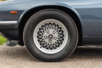 Lot 19 - 1990 Jaguar XJS 5.3 HE