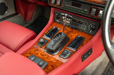 Lot 19 - 1990 Jaguar XJS 5.3 HE