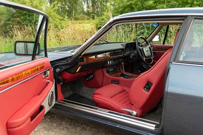 Lot 19 - 1990 Jaguar XJS 5.3 HE