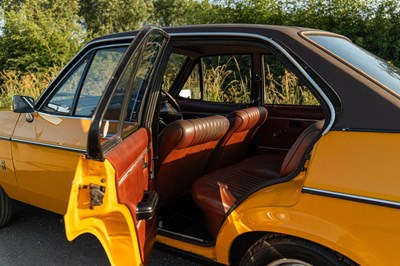 Lot 11 - 1976 Ford Escort GL