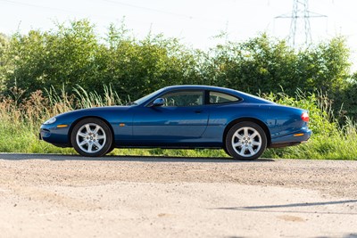 Lot 59 - 1998 Jaguar XK8 Coupe