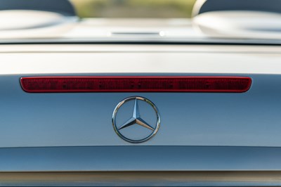 Lot 104 - 2001 Mercedes CLK 320 Elegance