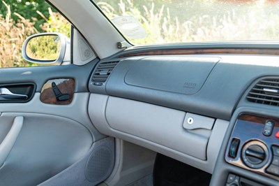 Lot 104 - 2001 Mercedes CLK 320 Elegance