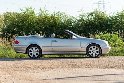 Lot 104 - 2001 Mercedes CLK 320 Elegance