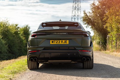 Lot 2023 Lamborghini Urus Perfomante