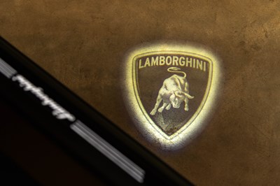 Lot 2023 Lamborghini Urus Perfomante