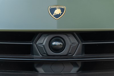 Lot 2023 Lamborghini Urus Perfomante
